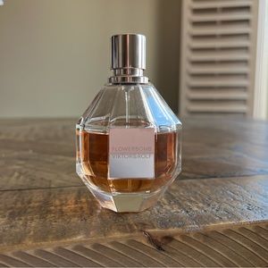 Viktor & Rolf Flowerbomb